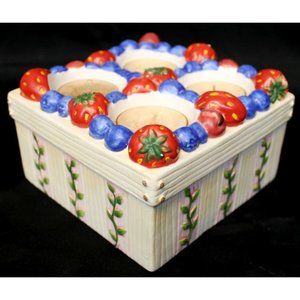 Yankee Candle Ceramic 4 Tea Lights Strawberry Blueberries Square Basket Market